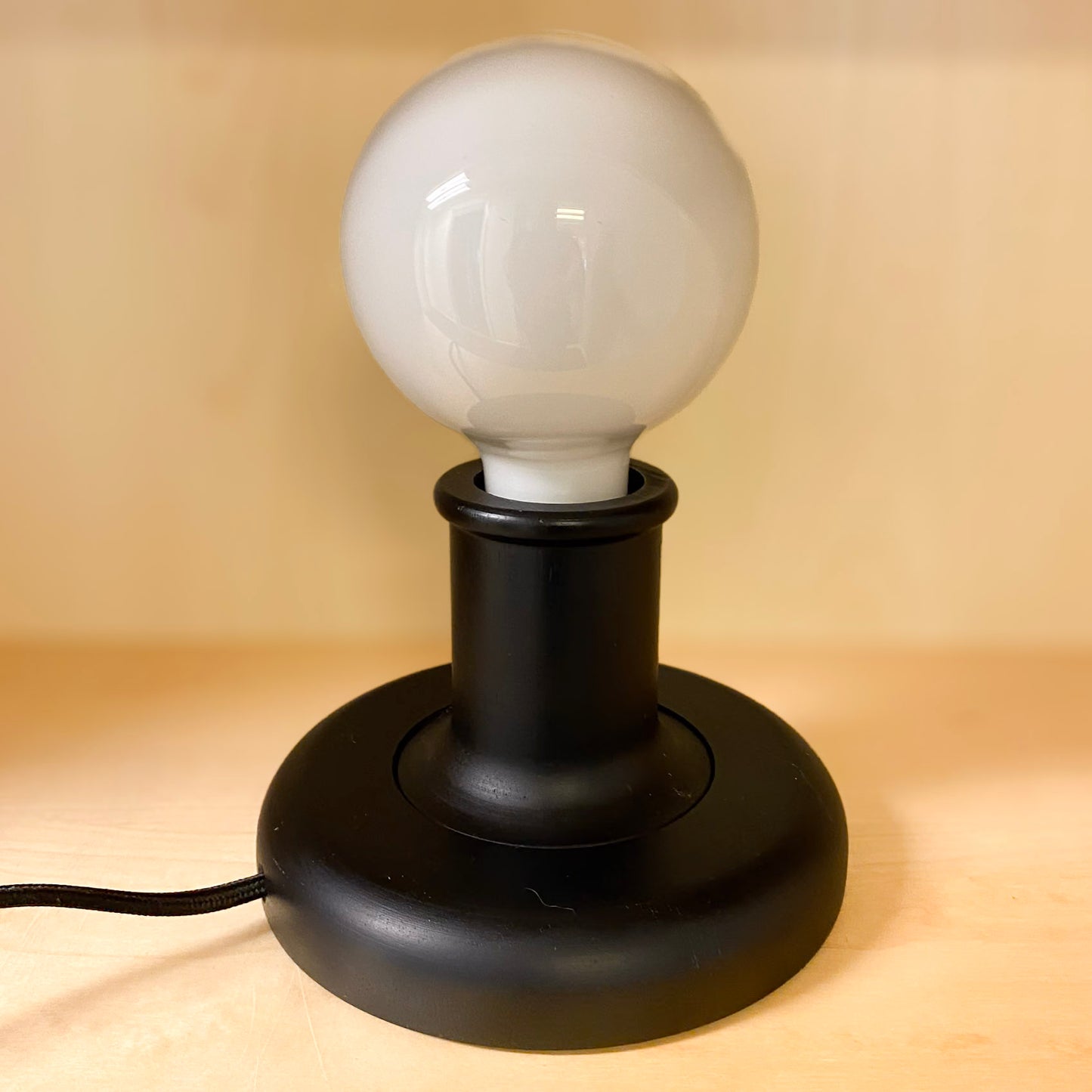 Unison LED large globe opal G95 7W 50-800lm 2700K 3-step memory E27