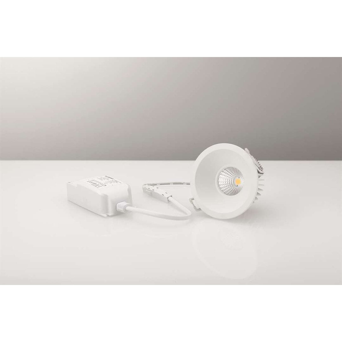 Malmbergs LED downlight MD-991 230V 7W 370lm 2700K IP44